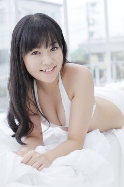 村里来了个暴走女外科